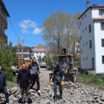 Hanak’ta yol yenileme çalışmaları sürüyor