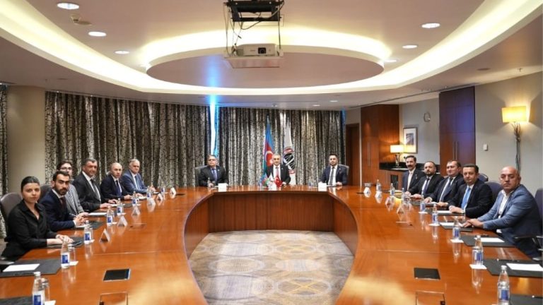 Kars Barosu’ndan Azerbaycan Barolar Birliği’ne ziyaret